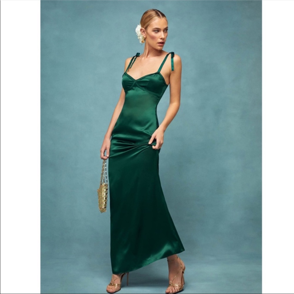 REFORMATION Gretchen Dress in Emerald